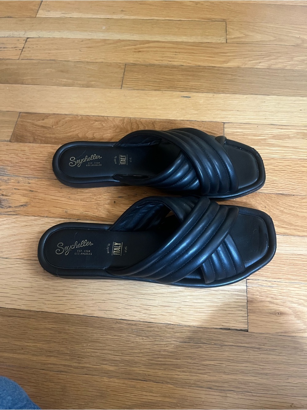 Seychelles Black Quilted Crisscross Slide Sandals